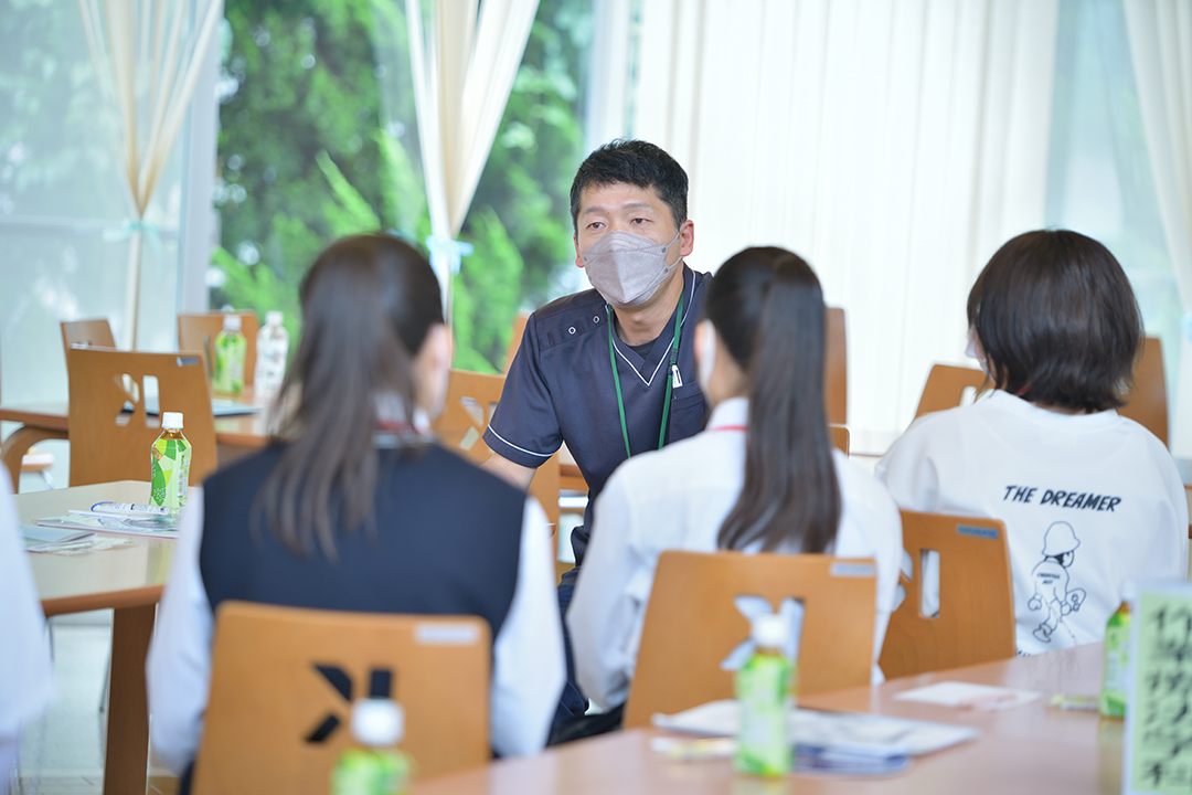 懇談会
